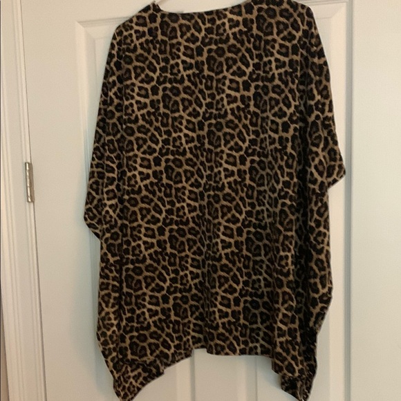Micheal Kors Leopard Print Women's Top/ Swimsuit Cover Up - Picture 2 of 5